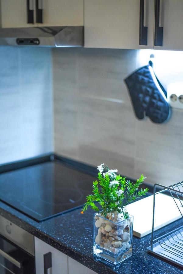 Luxury "Cube" Apartment Skopje Exterior photo